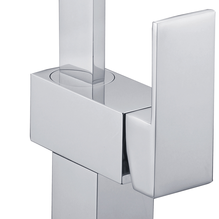 Modern Brass Kitchen Faucet Long Neck Deck Mounted Single Handle Single Hole Sink Mixer Tap