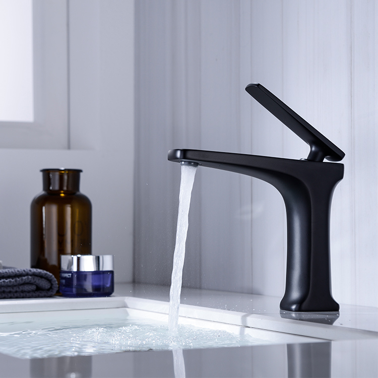 China Factory Matt Black Bathroom Mixer Tap Single Lever Deck Mounted Brass Basin Faucet