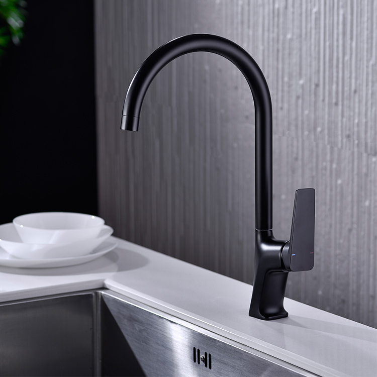 Modern Brass Matt Black Kitchen Faucet Single Handle Deck Mounted Sink Kitchen Mixer Tap