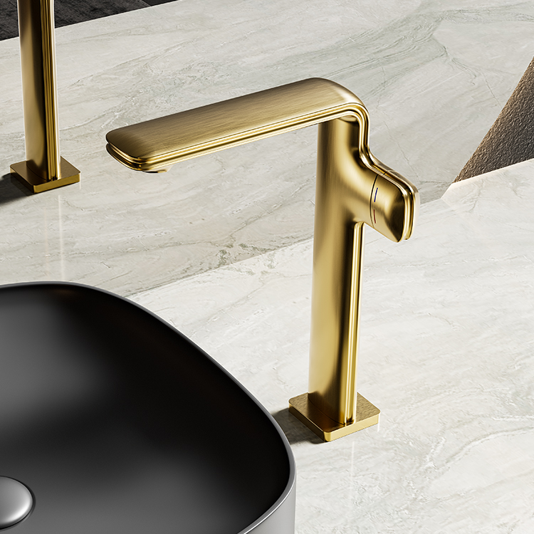Square Bathroom Basin Faucet Hot and Cold Water Mixer Gold Basin Faucets Brass Single Hole Tap for Hotel Family
