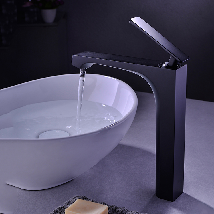 China Factory Matt Black Single Lever Single Handle Deck Mounted Tall Brass Bathroom Basin Faucet